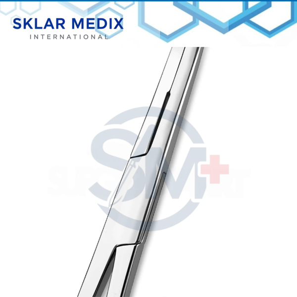 DeBakey-Satinsky Vena Cava Clamp 8.25-inch (21 cm) with double-angled fine serrated DeBakey jaws and stainless steel construction for vascular and cardiovascular surgery.
